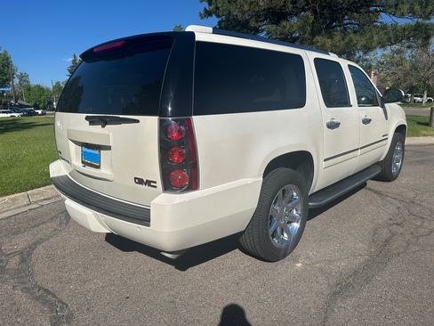 Used 2012 GMC Yukon XL Denali AWD/4WD image 8
