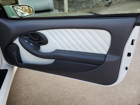 Used 1999 Pontiac Firebird Formula image 16