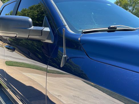 Used 2017 RAM 1500 Classic SLT w/ Luxury Group AWD/4WD image 6