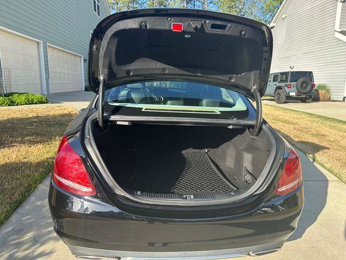 Used 2015 Mercedes-Benz C 300 Sedan image 26