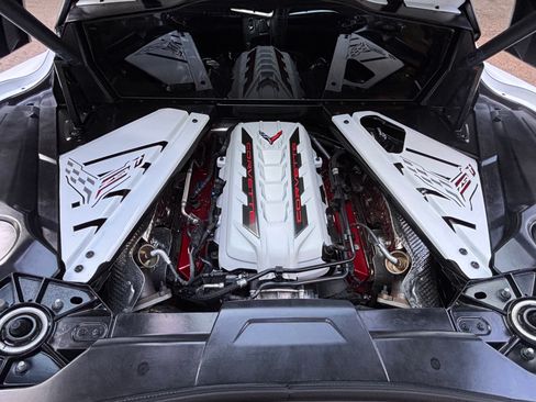 Used 2024 Chevrolet Corvette Stingray Coupe w/ Z51 Performance Package RWD image 29