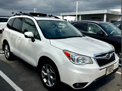 Used 2015 Subaru Forester 2.5i Touring w/ Eyesight & Navigation System AWD/4WD image 1
