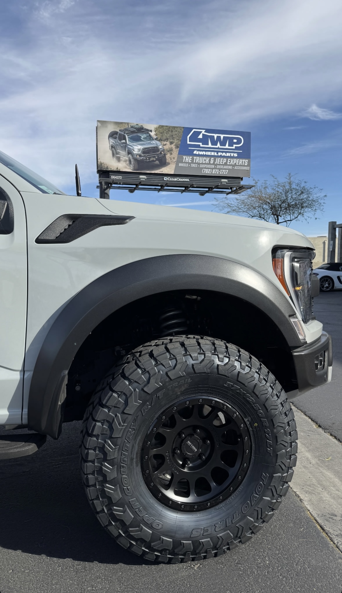 Used 2023 Ford F150 Raptor AWD/4WD image 8