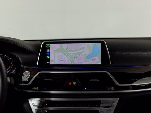 Used 2020 BMW 750i xDrive 750i xDrive Sedan 4D w/ Autobahn Package image 23