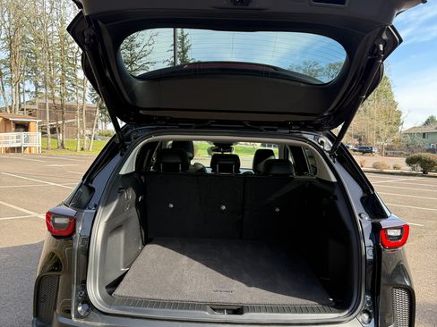 Used 2025 MAZDA CX-50 AWD 2.5 S w/ Premium Package image 8