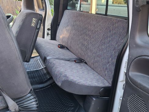 Used 2000 Dodge Ram 2500 Truck 4x4 Quad Cab image 17