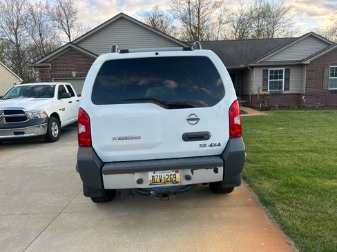 Used 2010 Nissan Xterra SE AWD/4WD image 5