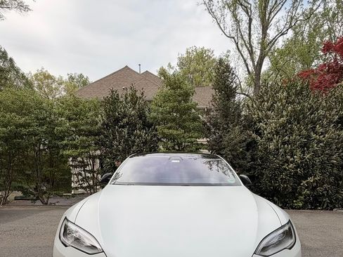 Used 2021 Tesla Model S Long Range AWD/4WD image 1