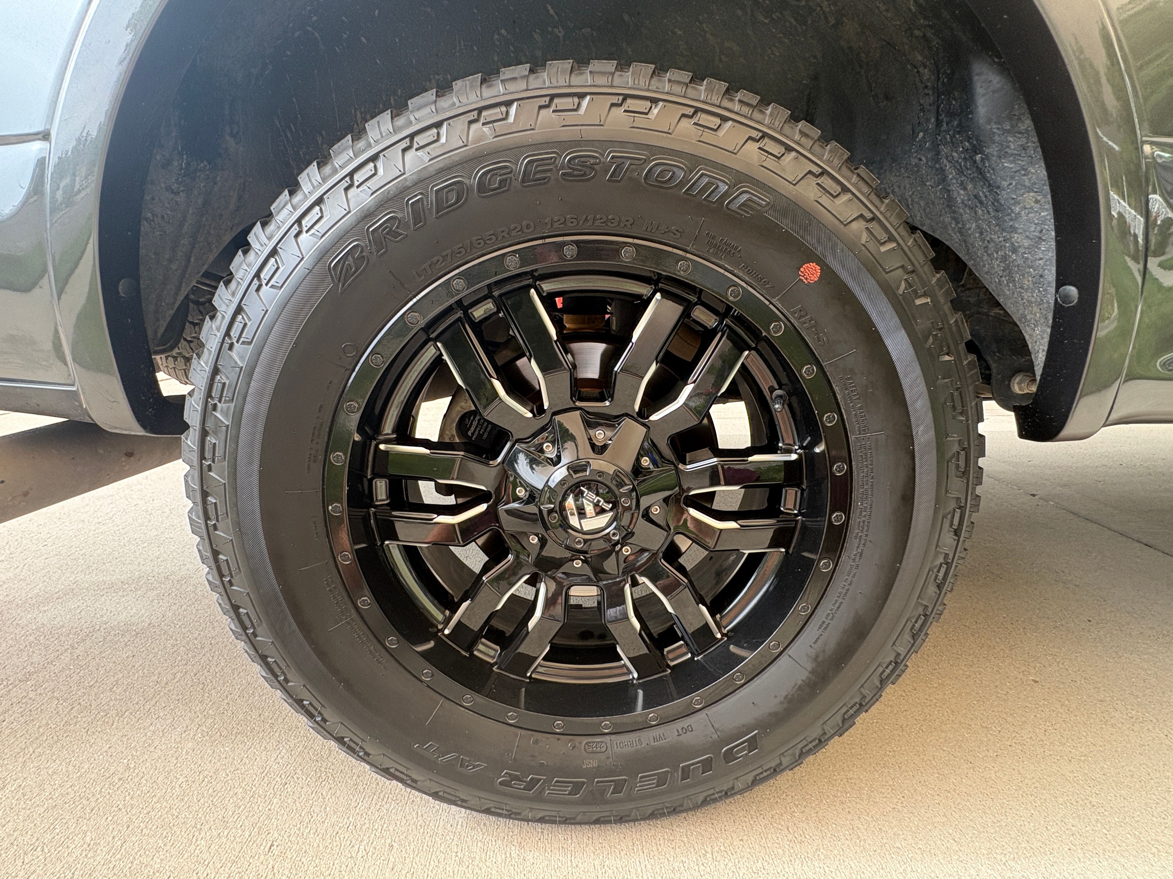 Used 2019 Ford F150 Lariat w/ Equipment Group 501A Mid AWD/4WD image 19