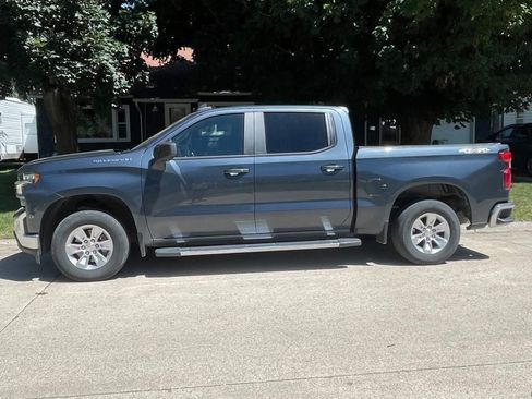 Used 2021 Chevrolet Silverado 1500 LT AWD/4WD image 1