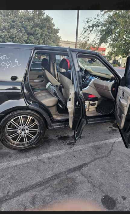 Used 2009 Land Rover Range Rover Sport HSE AWD/4WD image 4