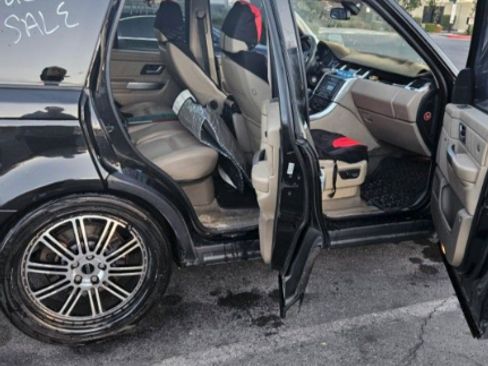 Used 2009 Land Rover Range Rover Sport HSE AWD/4WD image 4