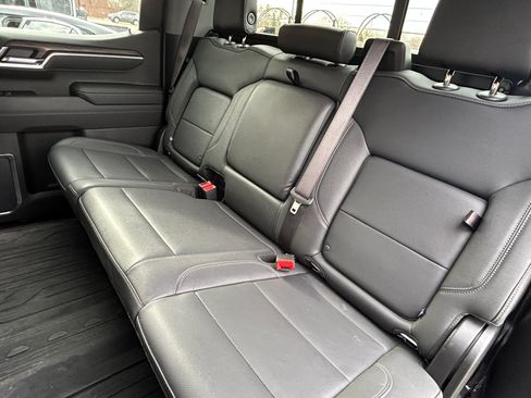 Used 2025 GMC Sierra 1500 SLT w/ SLT Premium Plus Package image 11