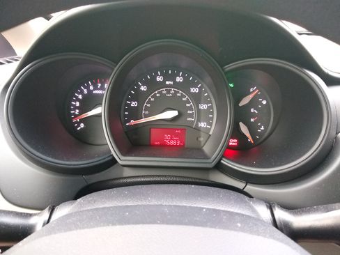 Used 2014 Kia Rio LX FWD image 12