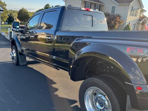 Used 2022 Ford F450 Platinum w/ FX4 Off-Road Package image 1