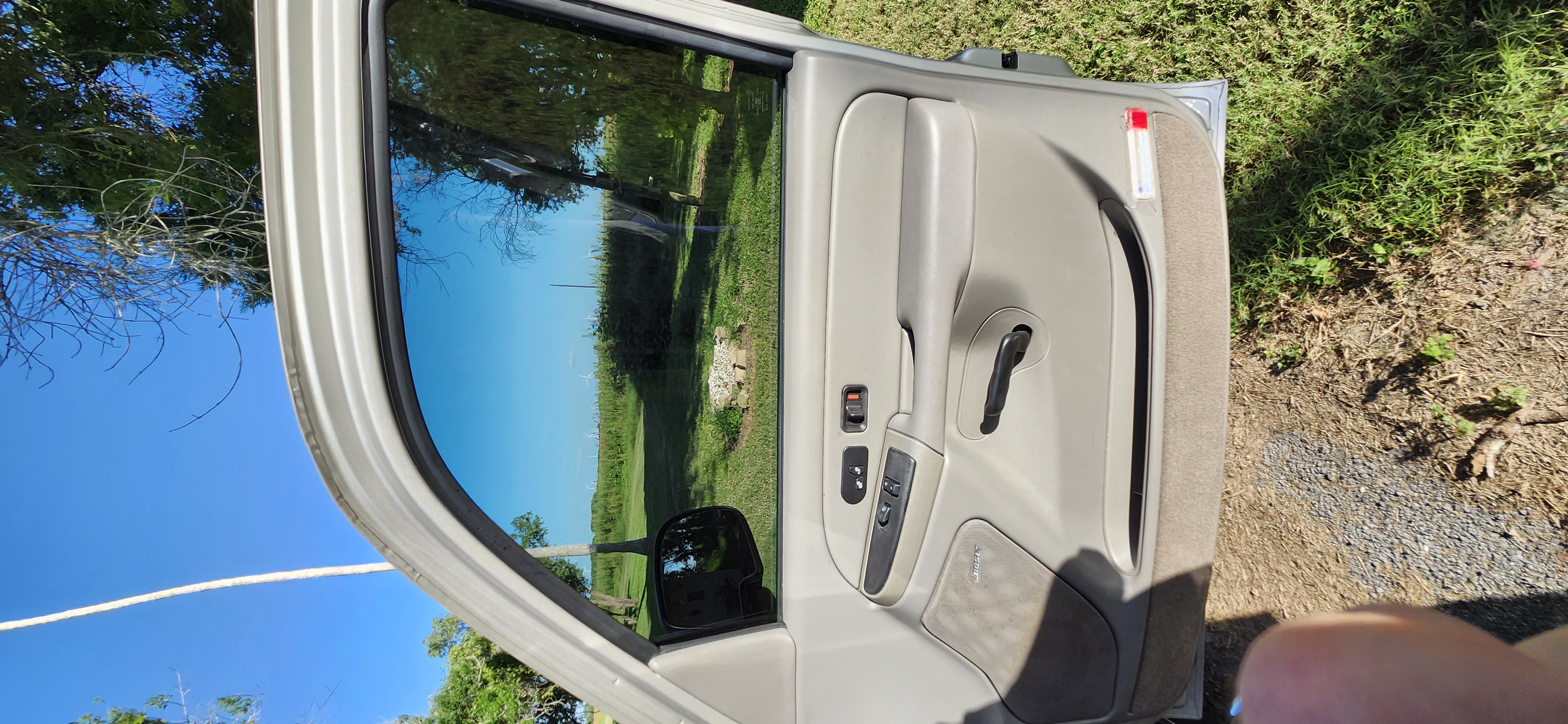 Used 2004 GMC Sierra 2500 SLT w/ Heavy-Duty Power Package RWD image 17