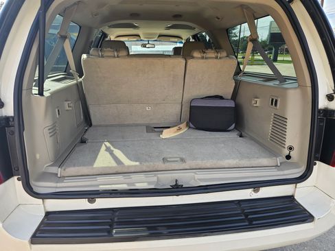 Used 2007 Ford Expedition EL Limited image 9