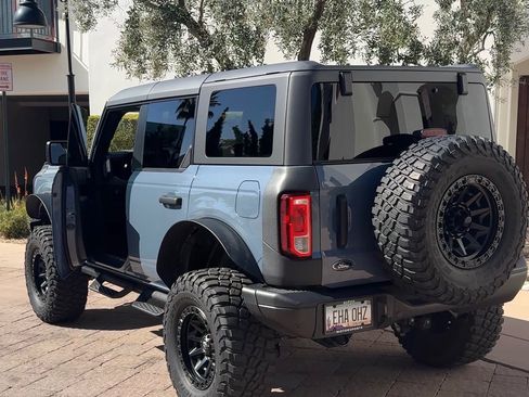 Used 2023 Ford Bronco Black Diamond image 4