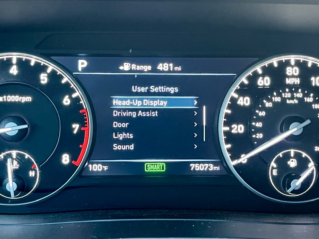Used 2017 Genesis G90 3.3T Premium RWD image 19