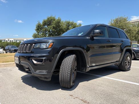 Used 2016 Jeep Grand Cherokee Laredo 75th Anniversary RWD image 1