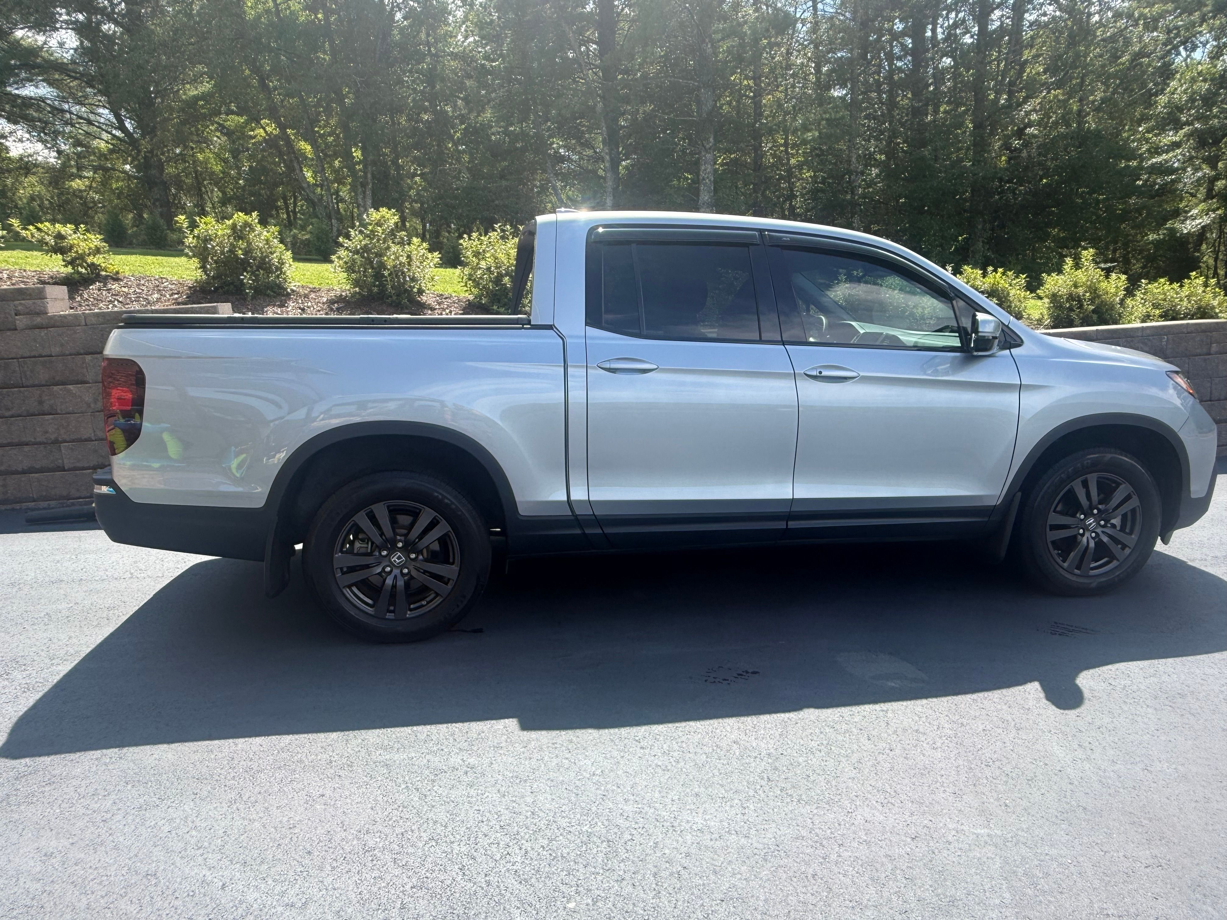 Used 2020 Honda Ridgeline Sport image 9