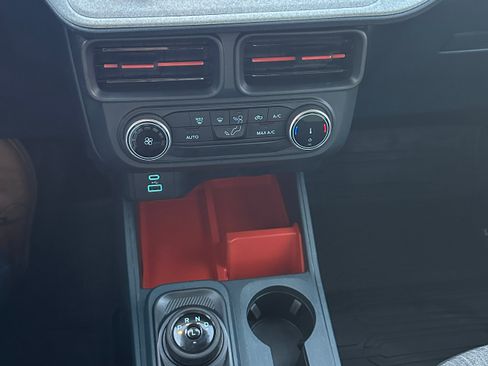 Used 2024 Ford Maverick XLT image 8