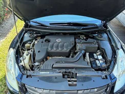 Used 2011 Nissan Altima 2.5 S image 11