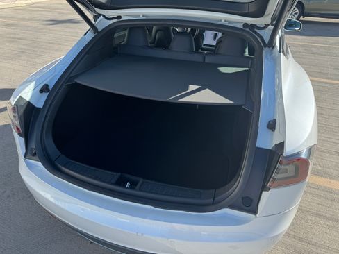 Used 2016 Tesla Model S P90D image 15