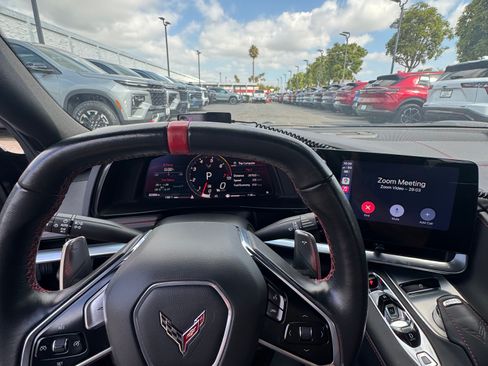 Used 2022 Chevrolet Corvette Stingray Coupe w/ 1LT image 10