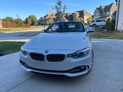 Used 2014 BMW 428i xDrive Convertible image 10