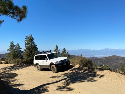 Used 2001 Mitsubishi Montero Limited image 10