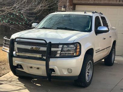 Used 2011 Chevrolet Avalanche LTZ