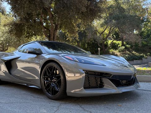 Used 2024 Chevrolet Corvette Z06 w/ Stealth Interior Trim Package image 1