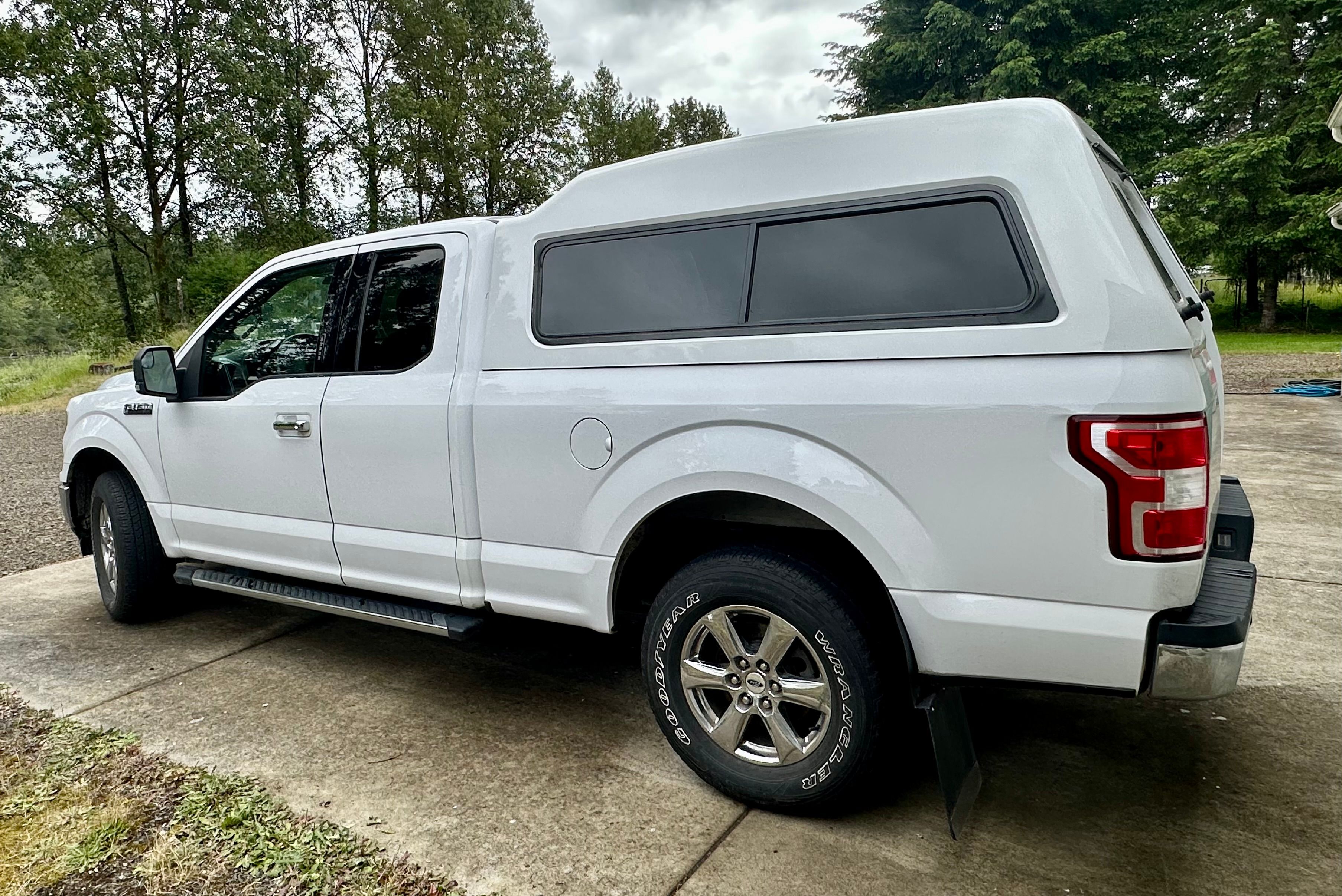 Used 2019 Ford F150 XLT w/ Equipment Group 302A Luxury AWD/4WD image 6