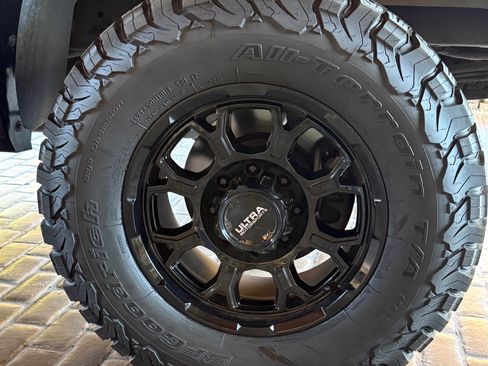 Used 2012 RAM 2500 Laramie w/ Protection Group image 6