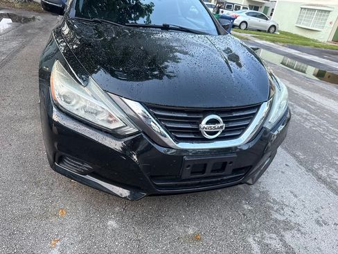 Used 2016 Nissan Altima 2.5 S w/ Power Driver Seat Package FWD image 1
