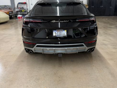 Used 2020 Lamborghini Urus image 13