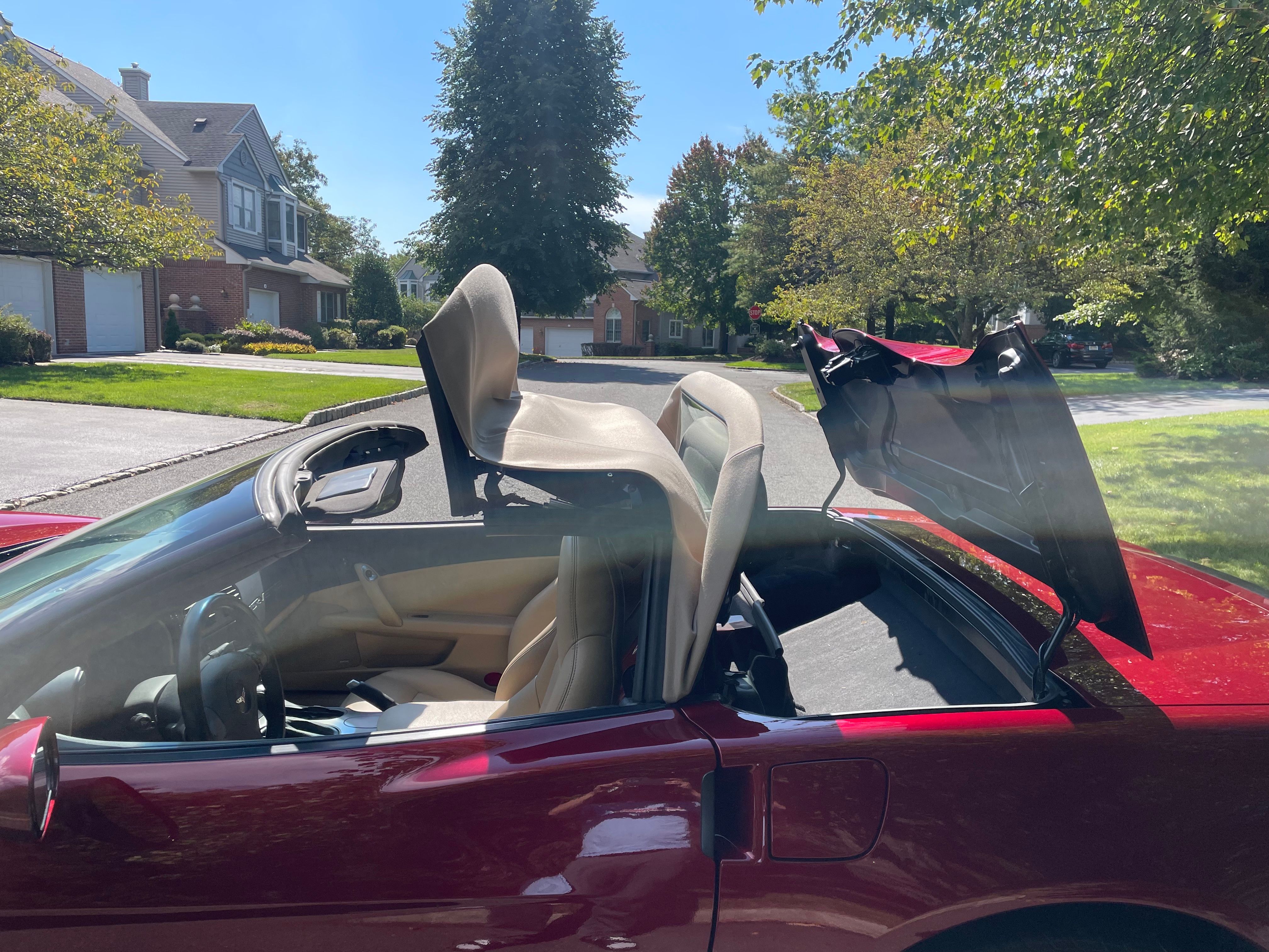 Used 2007 Chevrolet Corvette Convertible w/ Preferred Equipment Group RWD image 12
