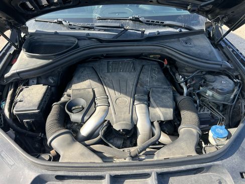 Used 2014 Mercedes-Benz GL 450 4MATIC image 6