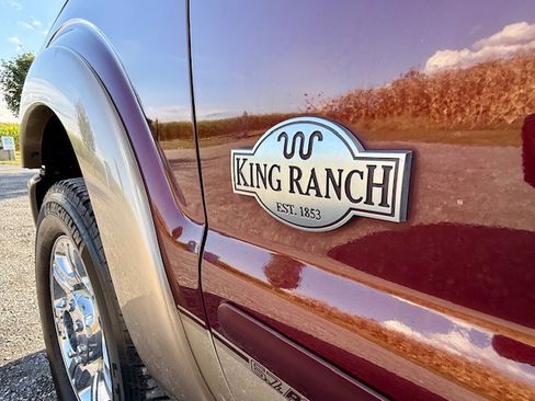 Used 2012 Ford F250 King Ranch w/ King Ranch w/Chrome Pkg AWD/4WD image 14
