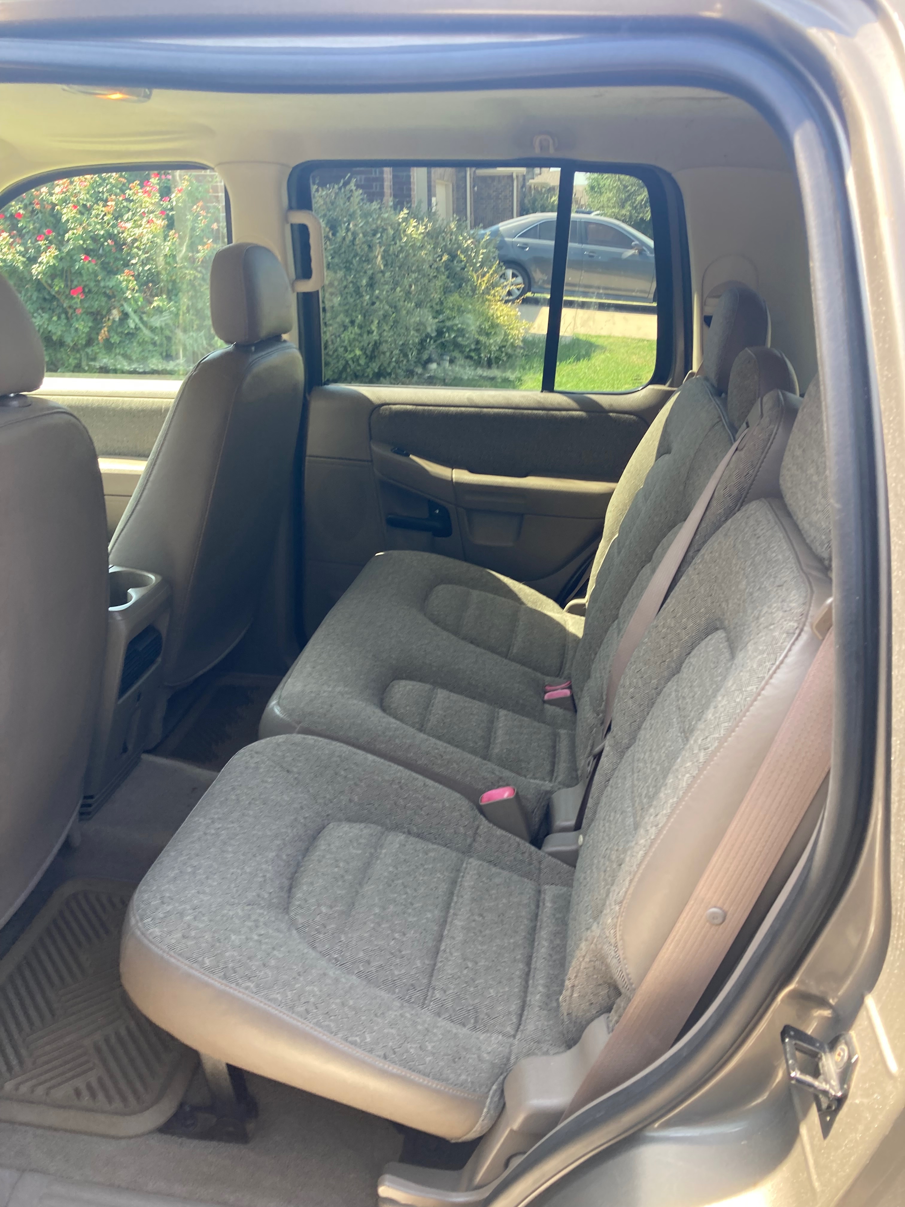 Used 2004 Ford Explorer Sport XLS AWD/4WD image 8