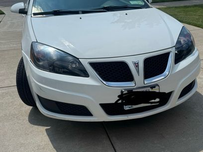 Used 2009 Pontiac G6 Sedan w/ Sport Package 1