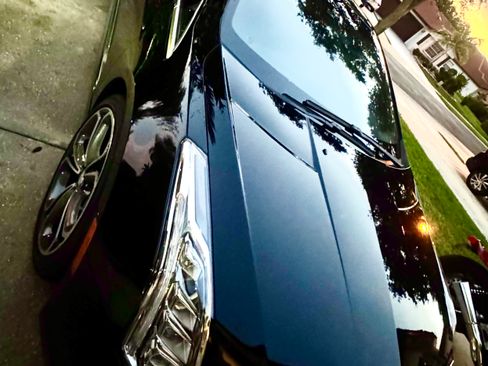 Used 2016 Cadillac ELR w/ Performance Package image 5