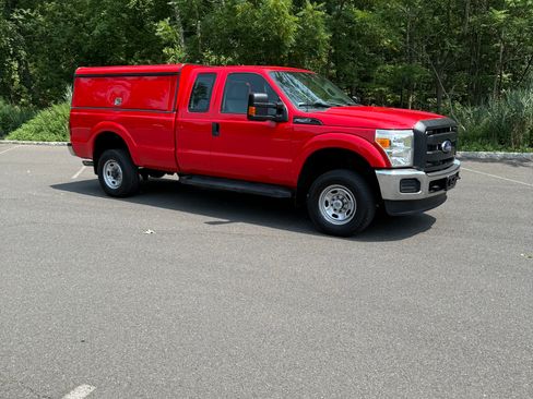 Used 2016 Ford F250 XL w/ Power Equipment Group AWD/4WD image 5