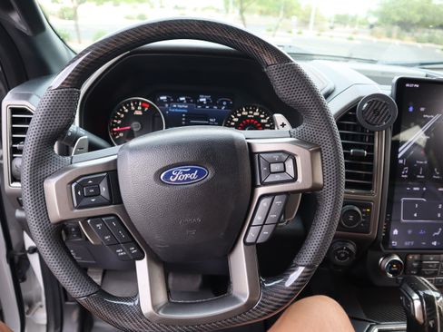 Used 2017 Ford F150 Raptor w/ Equipment Group 802A Luxury image 12