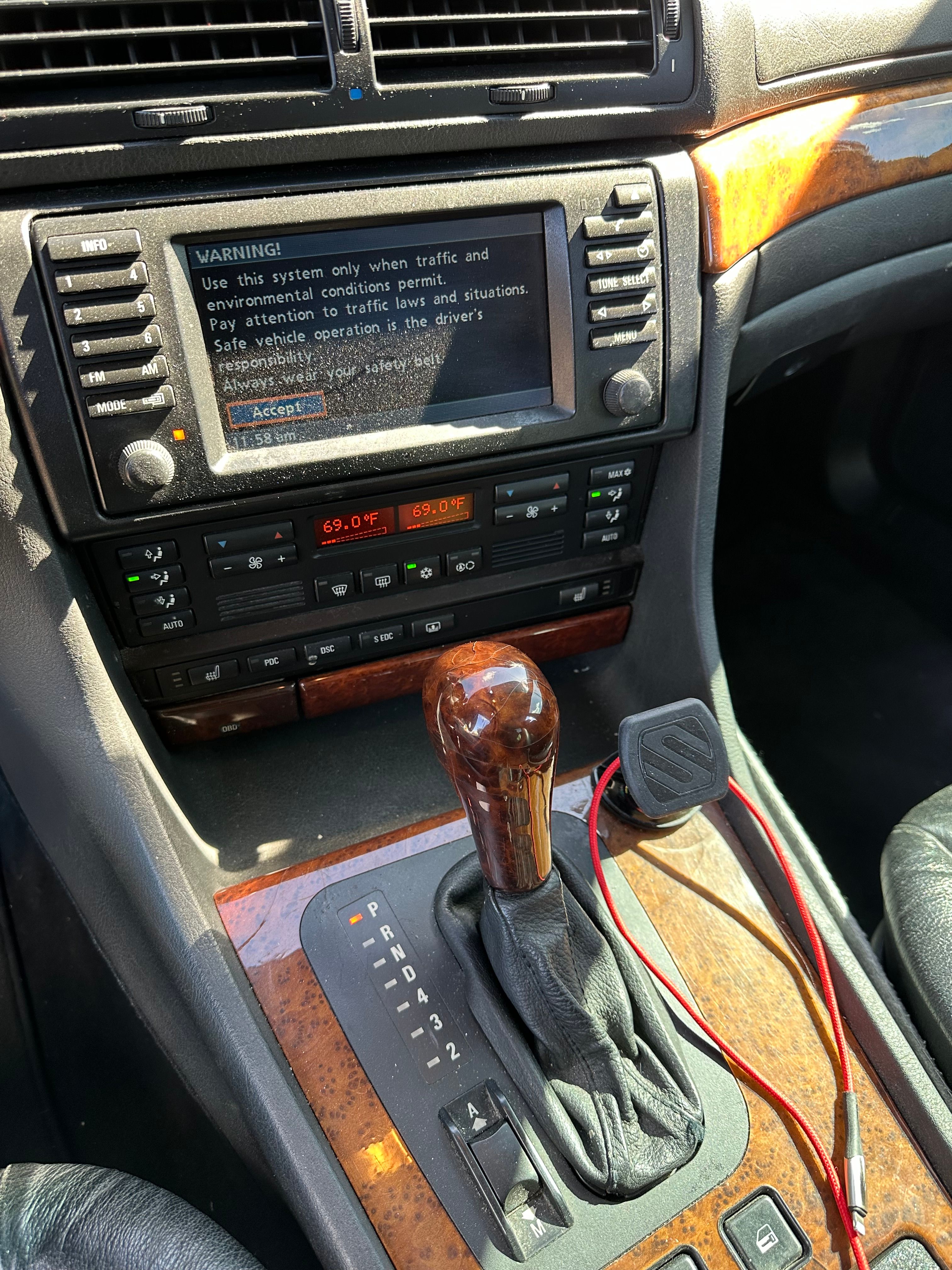 Used 2001 BMW 740iL RWD image 23