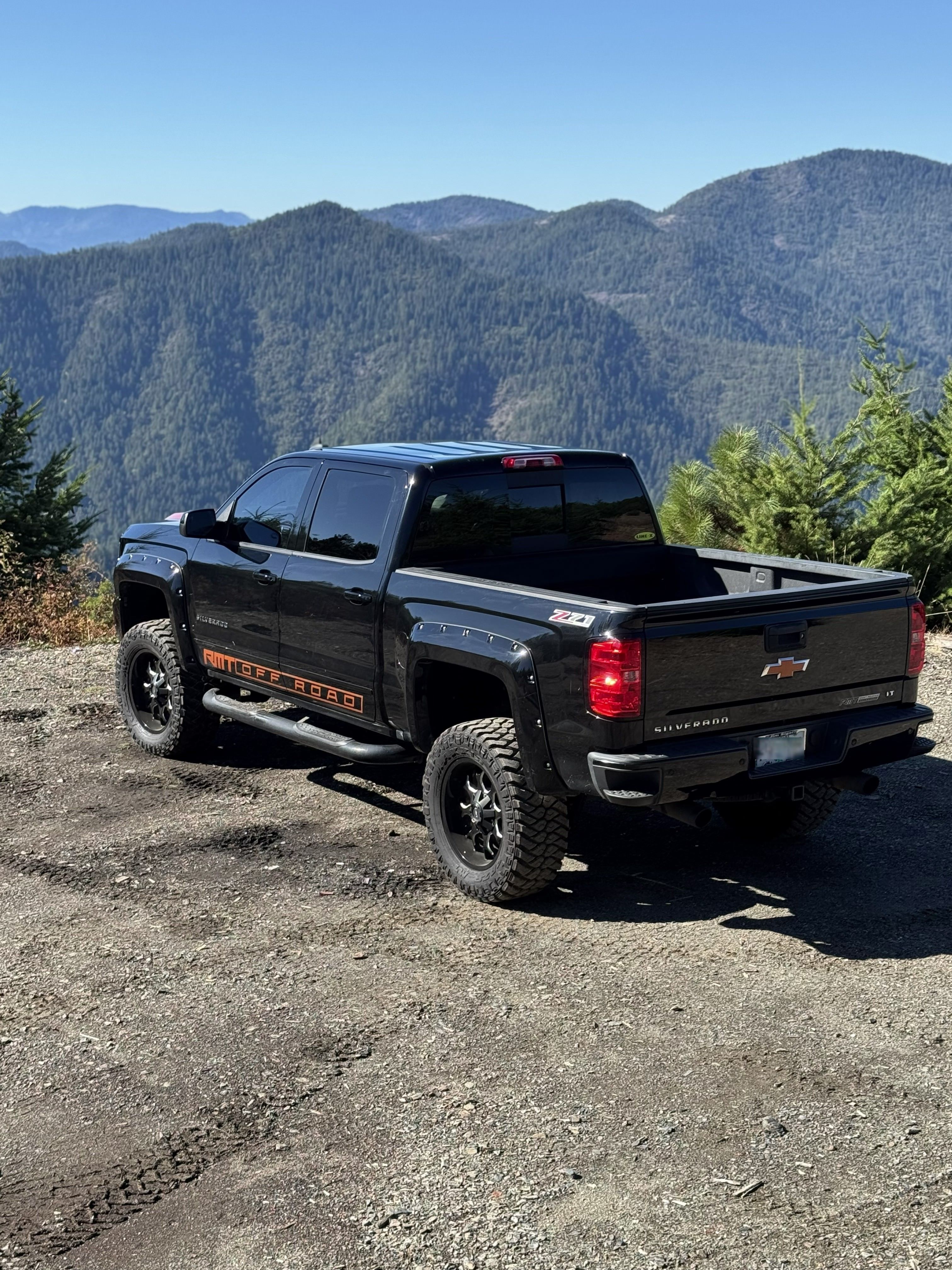 Used 2016 Chevrolet Silverado 1500 LT w/ All Star Edition AWD/4WD image 8