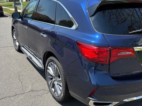 Used 2017 Acura MDX SH-AWD w/ Technology Package image 2