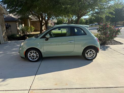 Used 2013 FIAT 500 Pop image 2