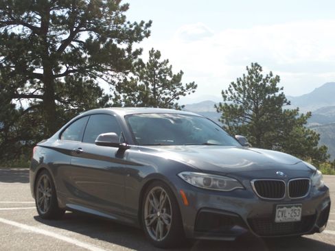 Used 2014 BMW M235i Coupe RWD image 4